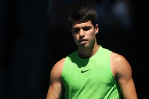 Alcaraz s’emporte à Doha • TennisTemple