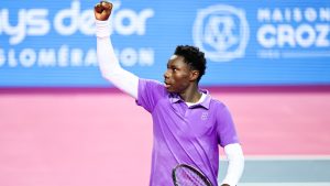 Encore épatant, le grand espoir du tennis français Moïse Kouamé s&rsquo;offre une première demi-finale en Challenger