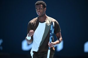 Giovanni Mpetshi Perricard au deuxième tour à Dubaï
