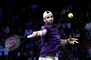 « J’ai dû changer mes routines et mon jeu », affirme Dimitrov