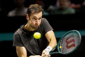 Quentin Halys avant d&rsquo;affronter Arthur Fils pour une place en quarts de finale à Doha : « Je dirais qu&rsquo;il a un peu le jeu d&rsquo;Alcaraz »