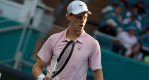ATP > « Le niveau de Jannik Sinner ne cesse de progresser, je ne vois pas de limites. Pour le battre aujourd’hui, il faudrait un Carlos Alcaraz en pleine forme », affirme l&rsquo;ancien joueur Giorgio Galimberti