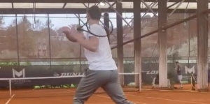 ATP, Vidéos > Les progrès phénoménaux d&rsquo;Holger Rune, cinq mois après sa rupture du tendon d&rsquo;Achille