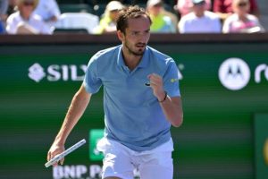 Bloqué à Dubaï et arrivé tardivement à Indian Wells, Daniil Medvedev imperturbable avant sa demi-finale contre Carlos Alcaraz