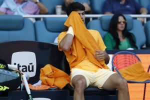 Carlos Alcaraz, après sa défaite face à Sebastian Korda au troisième tour à Miami : « Je vais me vider la tête et recharger les batteries »