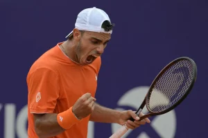 Cerundolo balayé par Zverev : « On ne peut pas se permettre de mal jouer contre ce genre d’adversaires »
