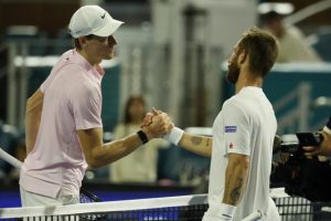 Corentin Moutet sans solution face à Jannik Sinner au troisième tour du Masters 1000 de Miami