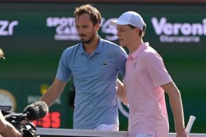 Daniil Medvedev après son revers à Indian Wells face à Jannik Sinner : « Son service était phénoménal »