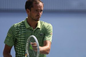 Daniil Medvedev bloqué à Dubaï en raison du conflit au Moyen-Orient avant le Masters 1000 d&rsquo;Indian Wells