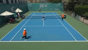 Guerre en Iran : des débris de drone et un incendie interrompent un tournoi de tennis professionnel, les joueurs évacués