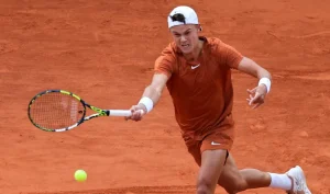 Holger Rune rassure ses fans : « La rééducation progresse d’une manière incroyable » après deux semaines de galère au Qatar