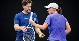 Iga Swiatek se sépare du Belge Wim Fissette : « Je suis reconnaissante pour tout ce que nous avons accompli ensemble »