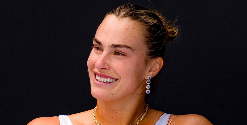 Roland Garros > Sabalenka explique sa technique pour décompresser : « Ce soir je vais me faire un chocolat chaud, je peux, il fait 16 degré dans ma chambre »