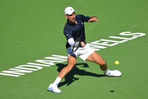 Novak Djokovic lâche encore un set  mais rejoint les huitièmes de finale du Masters 1000 d&rsquo;Indian Wells