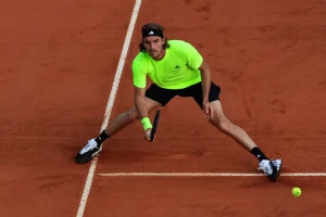 Tsitsipas annonce la couleur : « Une occasion de renaître sur terre battue »