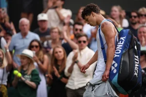 ATP 250 de Houston : Shelton et Tien éliminés en quarts, Tiafoe sauve une balle de match contre Popyrin