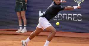 ATP 500 de Barcelone: le Français Arthur Fils se qualifie pour la finale et affrontera Andrey Rublev