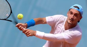 ATP – Madrid > Guillaume Peyre, coach du Français Atmane : « Après son match contre Humbert, je ne lui ai même pas dit bravo parce que je n&rsquo;étais pas content de la façon dont il a parlé au kiné et au médecin qui sont venus l&rsquo;aider »