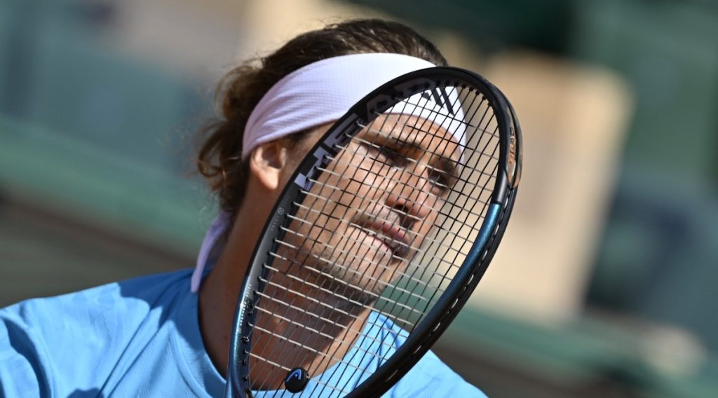 Roland Garros > Zverev a enfin compris : « De la variété, différents changements comme les amorties, les services et parfois les volées, toutes ces choses qui permettent d’offrir un jeu plus varié face à l’adversaire »