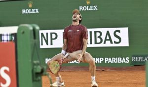 ATP – Monte Carlo > Vacherot est à part : « Si on m&rsquo;avait dit il y a un an que je battrais un joueur du top 5 sur terre battue sur mon court central, lors d&rsquo;une session en soirée au deuxième tour de mon tournoi, je ne l&rsquo;aurais pas cru.  Et pourtant, j&rsquo;y étais.  C&rsquo;est fou »  