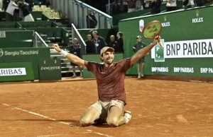 ATP – Monte Carlo > Vacherot, la force tranquille, qualifié en quarts de finale : « Encore un match de folie. Je préfère même un stade à moitié vide, mais je peux citer le nom de chaque spectateur »