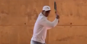 ATP – WTA, Vidéos > Rafael Nadal reprend la raquette pour coacher Iga Swiatek