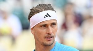Actualité > Au final, même à 1H20 du matin, Zverev est toujours là !