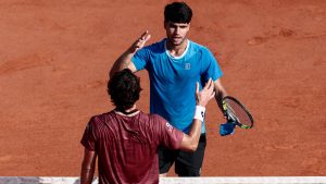 « Alcaraz est un petit peu au-dessus que Sinner sur terre battue mais… », Vacherot donne son avis sur la finale « rêvée »