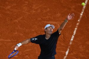 Alex De Minaur met fin au beau parcours d&rsquo;Alexander Blockx et rallie les quarts à Monte-Carlo