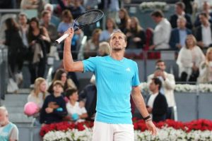 Alexander Zverev qualifié pour les demi-finales du Masters 1000 de Madrid après sa victoire contre Flavio Cobolli
