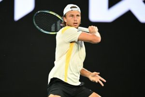 Alexandre Müller bat Vit Kopriva à l&rsquo;ATP 250 de Marrakech et se qualifie pour son premier quart de finale de la saison