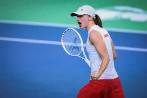Après le forfait de Swiatek en BJK Cup, la fédération polonaise de tennis dément les rumeurs de revente des billets de ses supporters
