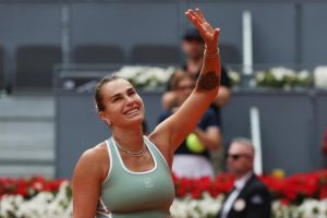 Aryna Sabalenka réussit son entrée en lice à Madrid et ses débuts sur terre battue cette saison