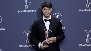 Blessé au poignet, Carlos Alcaraz sera-t-il à Roland-Garros ? « J’espère que ce n’est rien »