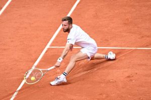 Corentin Moutet s&rsquo;impose aisément à Marrakech face à la surprise marocaine Taha Baadi