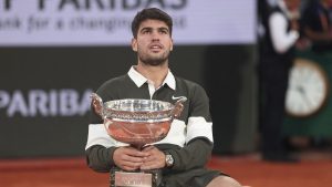 Coup de froid sur Roland-Garros ! Le double tenant du titre Carlos Alcaraz met en doute sa participation au tournoi