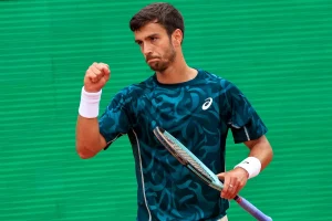 De Minaur solide, Musetti met fin à sa disette : deux top 10 réussissent leurs débuts à Barcelone