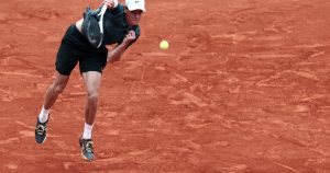 En apprivoisant la terre, Jannik Sinner deviendrait encore plus extraterrestre : « Presque meilleur que sur dur »