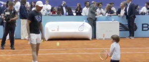 Insolite, Vidéos > Rafael Nadal déjà coach de son fils, Rafa junior, ça promet !