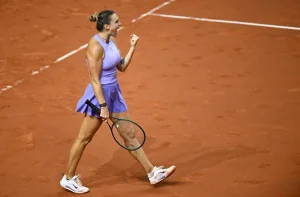 « Je suis encore en train de trouver mon rythme » : Sabalenka en quête de repères sur terre battue