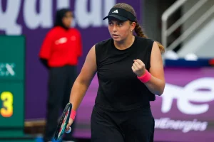 « Je suis sur la bonne voie », assure Ostapenko après son succès contre Eala à Linz