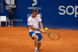 Luca Van Assche, dominé par Ugo Carabelli à Marrakech, privé d&rsquo;une première demi-finale
