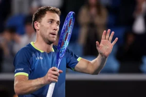 Ruud maîtrise Davidovich Fokina et file en huitièmes à Madrid !