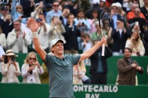 Sinner marque les esprits et lance idéalement sa saison sur terre battue à Monte-Carlo