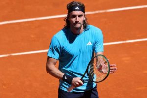 Stefanos Tsitsipas retrouve des couleurs à Madrid après une période difficile