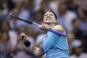 Stuttgart : Muchova fait plier Svitolina et vise le titre