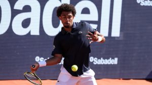 « La France a besoin de joueurs comme lui », le numéro 1 mondial Sinner encense Arthur Fils