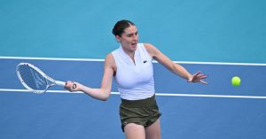 Tennis – BJK Cup : Les Bleues démarrent sereinement