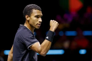 « Une sacrée ambiance » : Félix Auger-Aliassime prêt pour une expérience hors norme à Nîmes