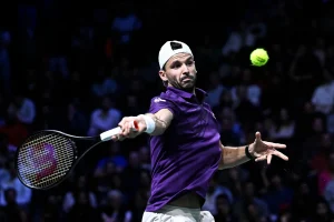 Une série de 710 semaines consécutives qui prend fin : la folle longévité de Dimitrov dans le top 100